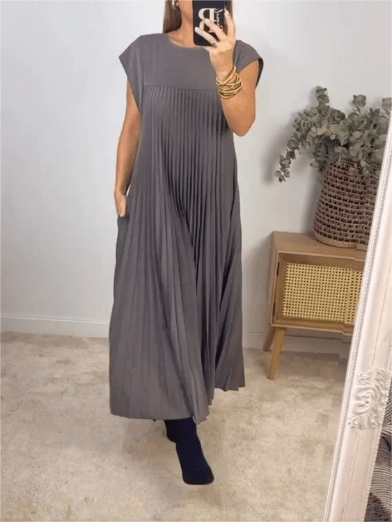 Fern | Pleated Maxi Dress