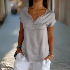 Evie | Timeless Chic Tee