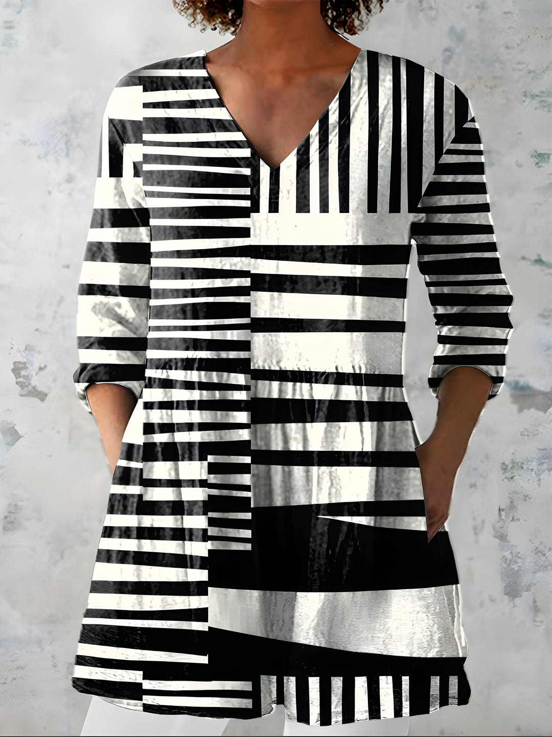 Rowan | Long Blouse with V-Neck