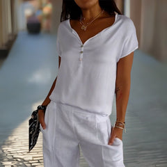 Evie | Timeless Chic Tee