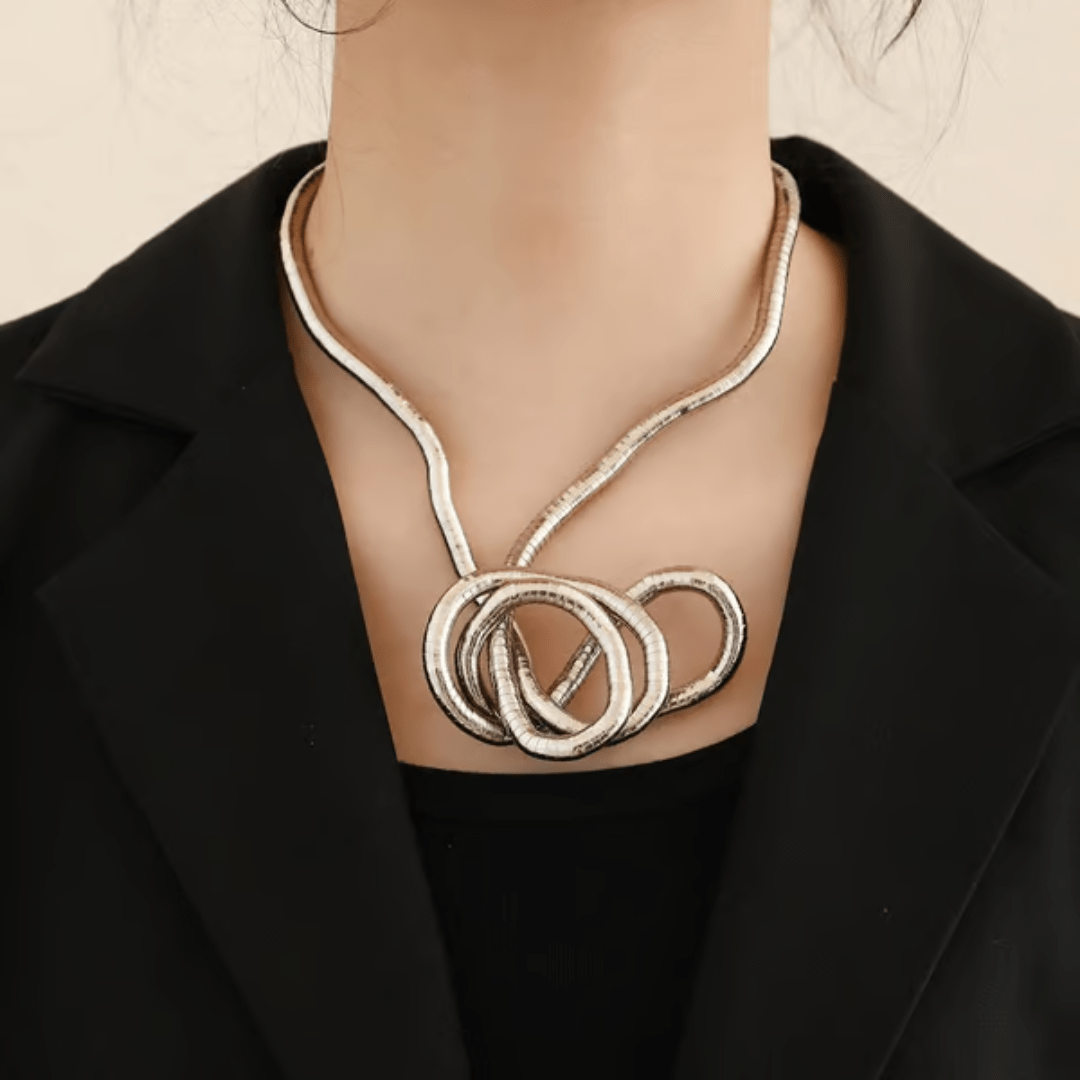 Anita | Flexible Loop Necklace