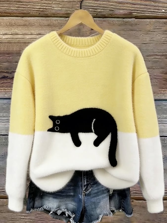 Pyper | Cosy Cat Graphic Sweater