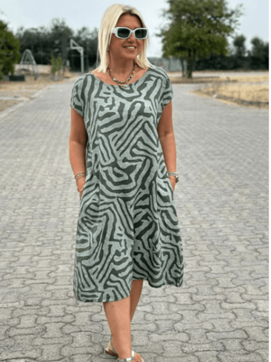Arawn | Tailored Breezy Dress