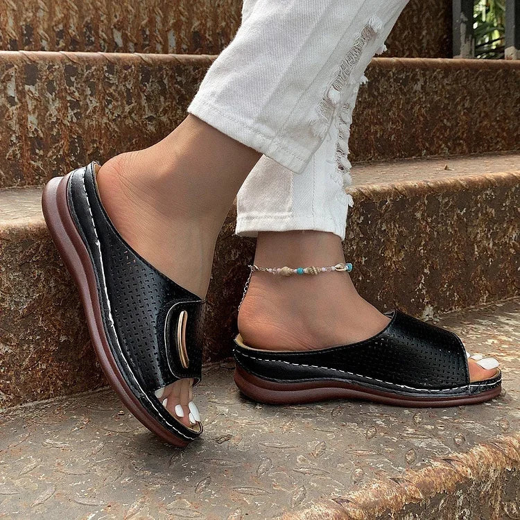 Idora | Classic Urban Wedge Sandals