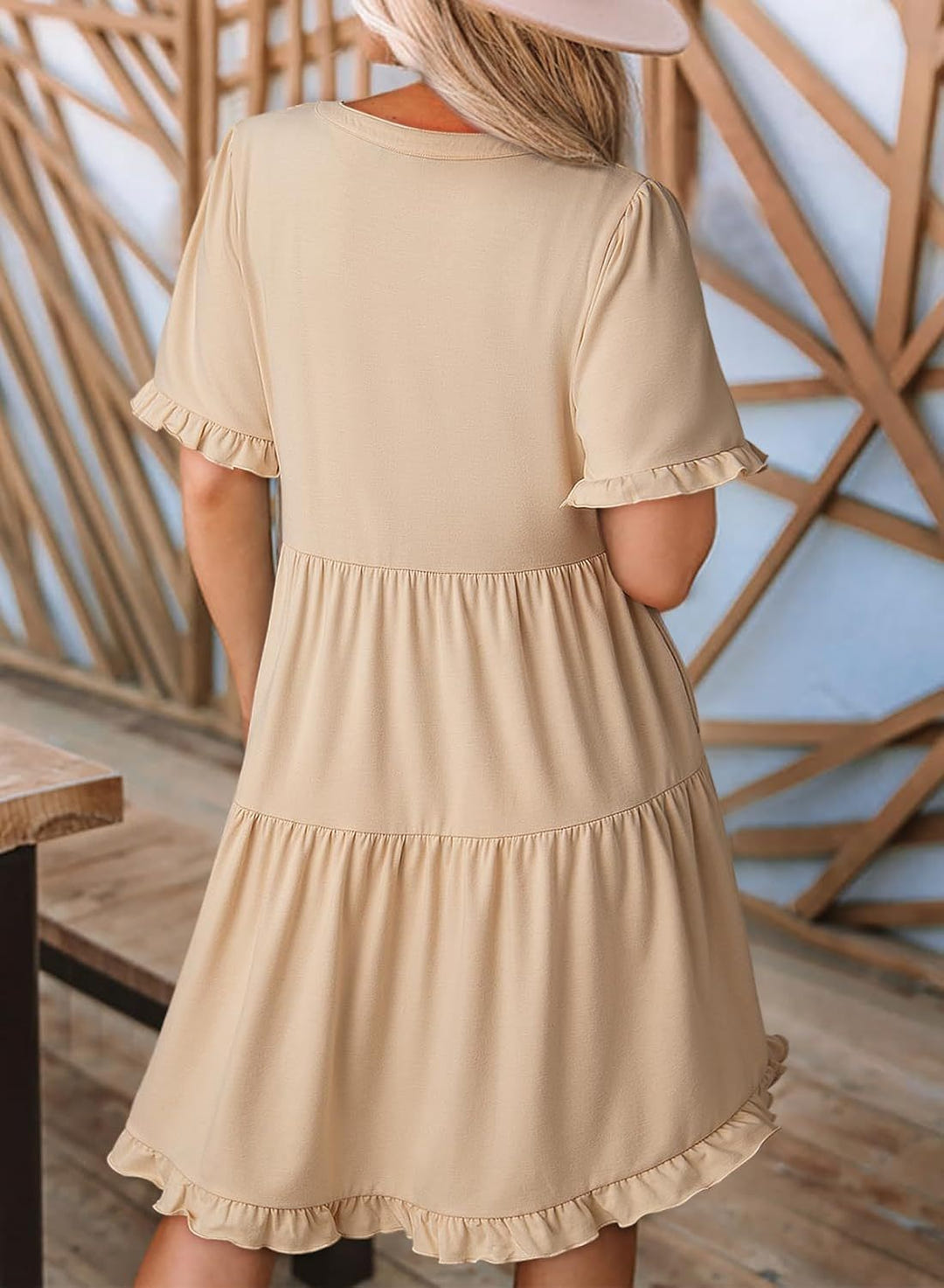 Viveka | Elegant Flowy Dress