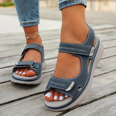 Fneta | Refined Comfort Sandals