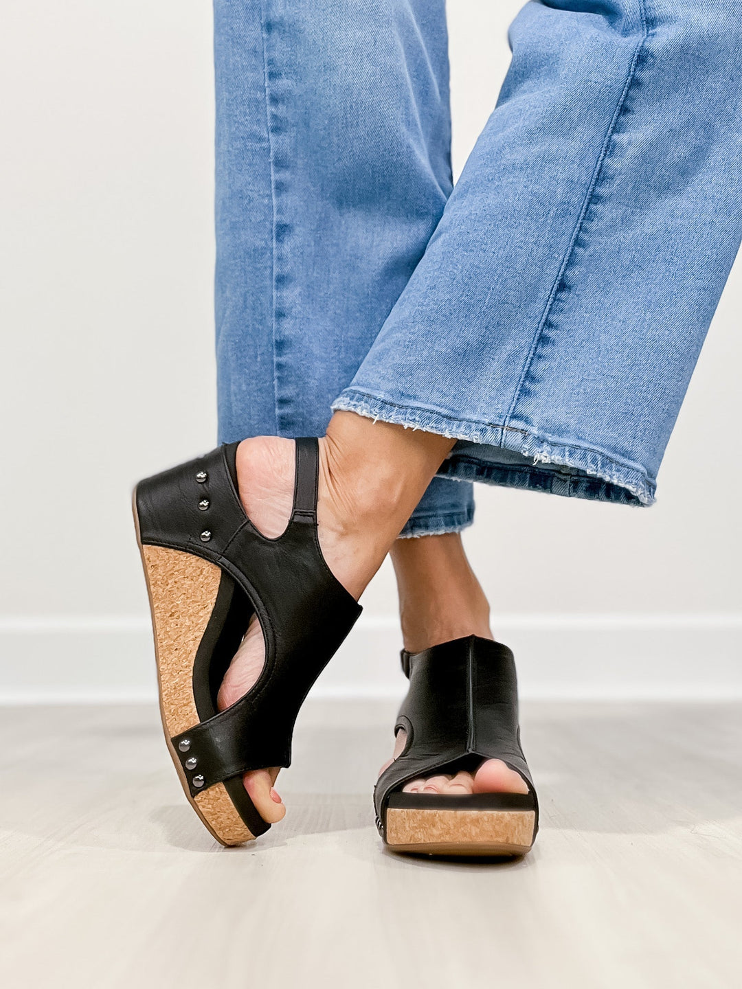 Ness | Wedge Sandal Effortless Lift