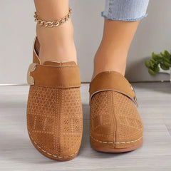 Lneta | Chic Supportive Wedge Sandal