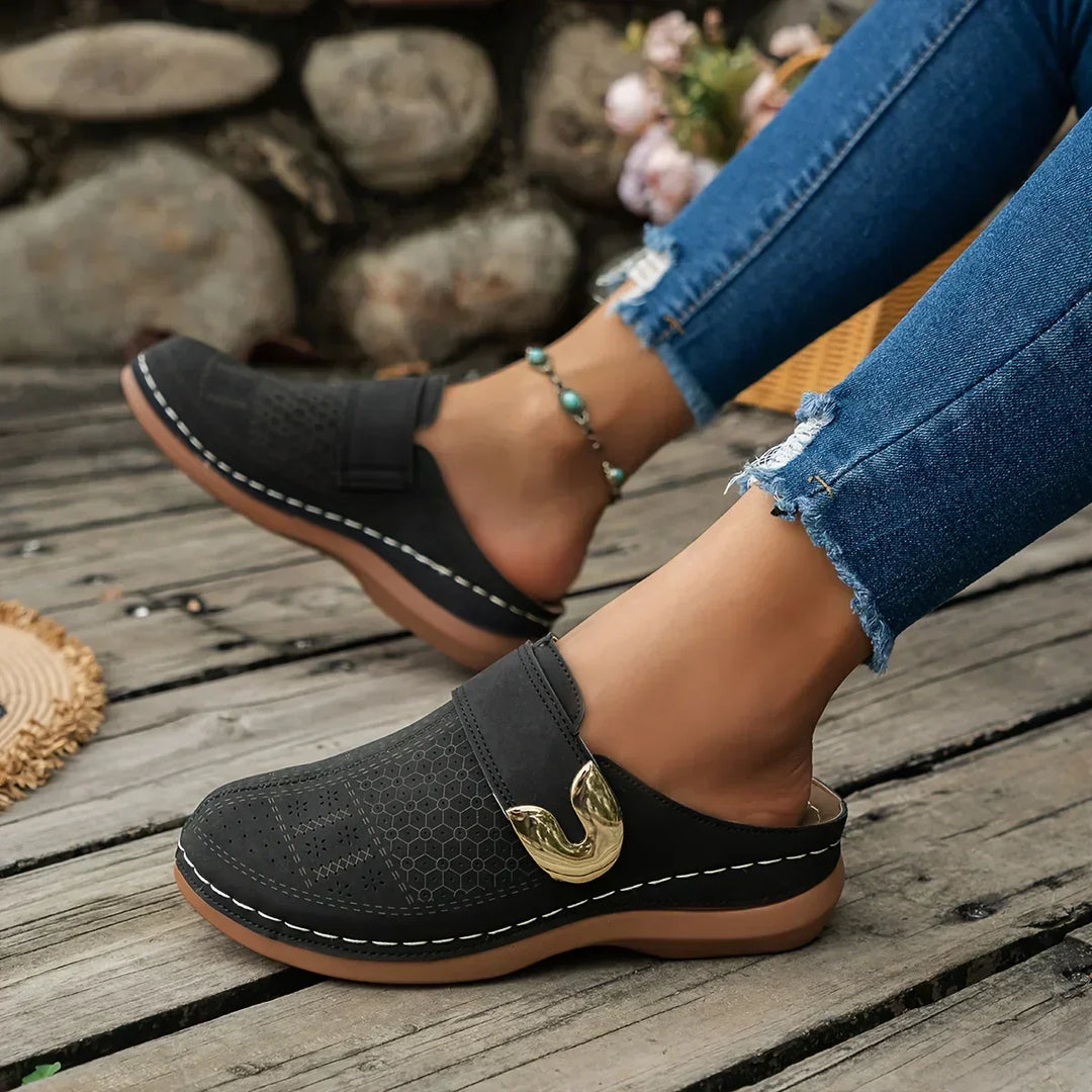 Lneta | Chic Supportive Wedge Sandal
