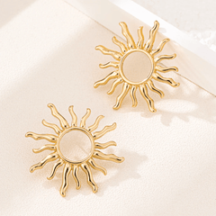 Caron | Sunflower Stud Earrings