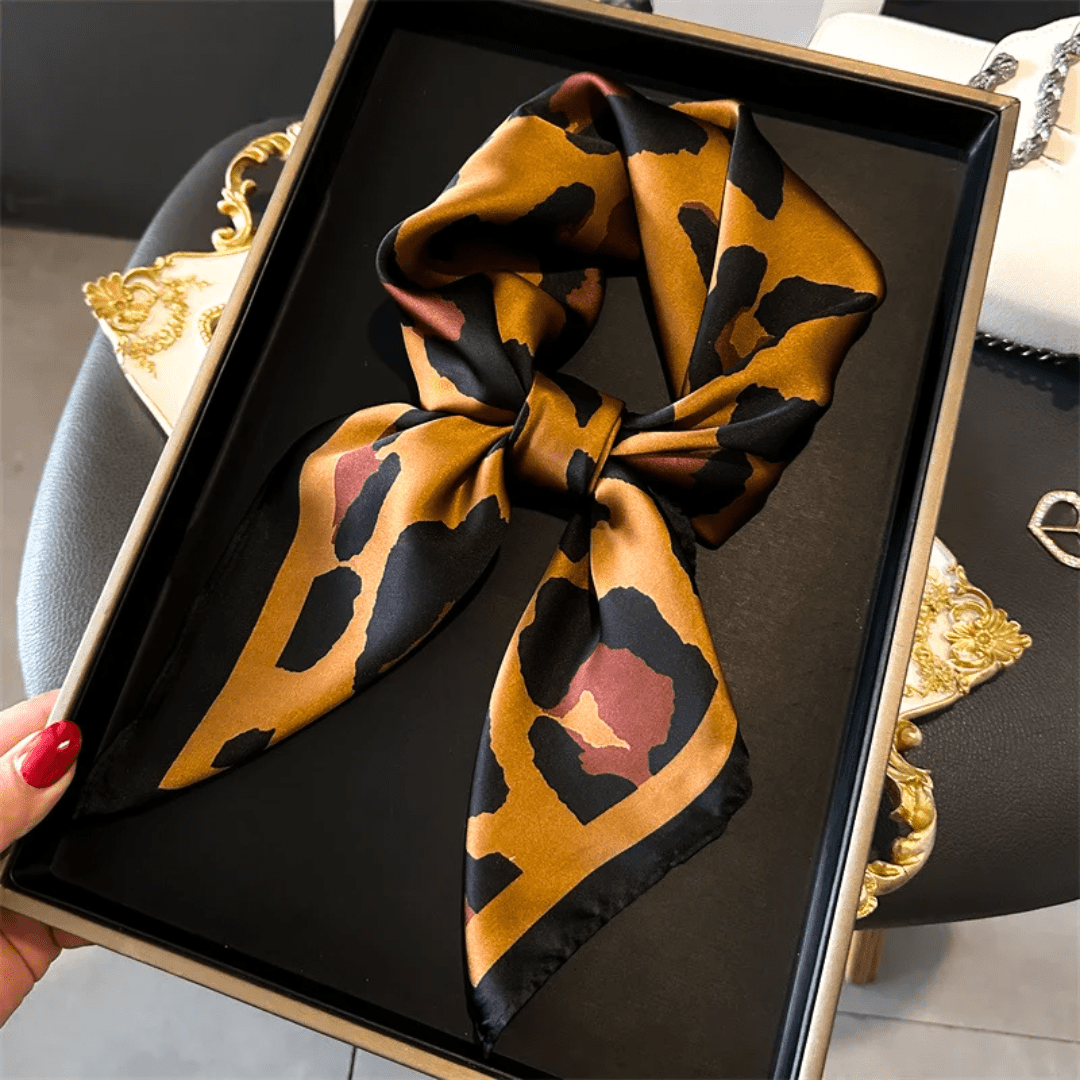 Fredrika | Leopard Print Silk-Feel Scarf