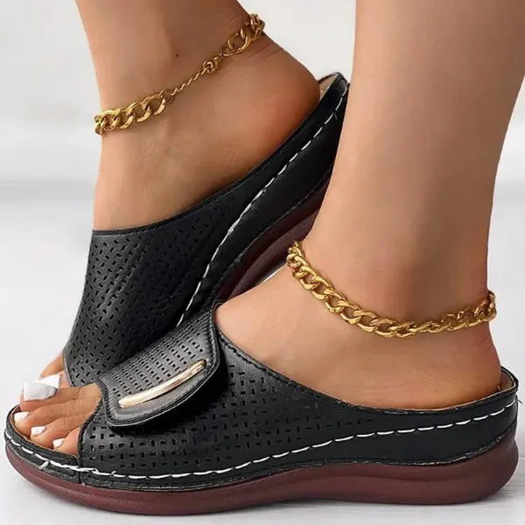 Idora | Classic Urban Wedge Sandals