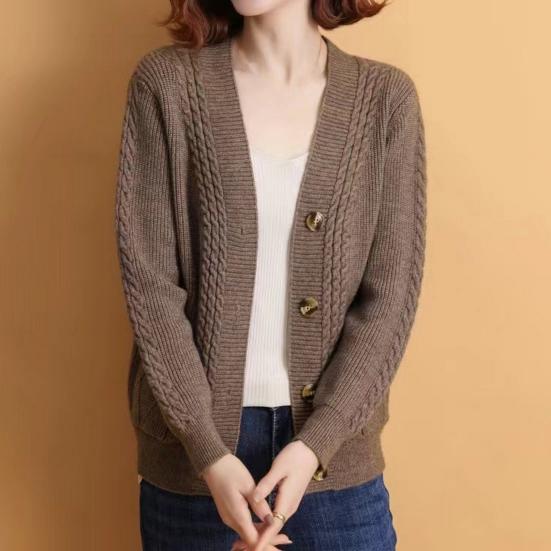 Monique | Soft Knit V-Neck Sweater