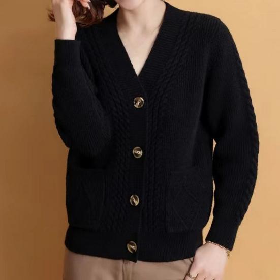 Monique | Soft Knit V-Neck Sweater