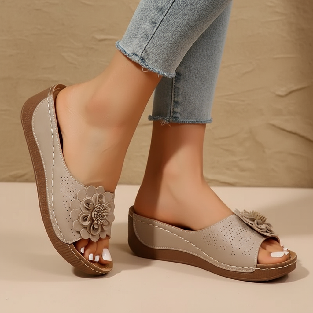 Vnona | Ergonomic Floral Sandal