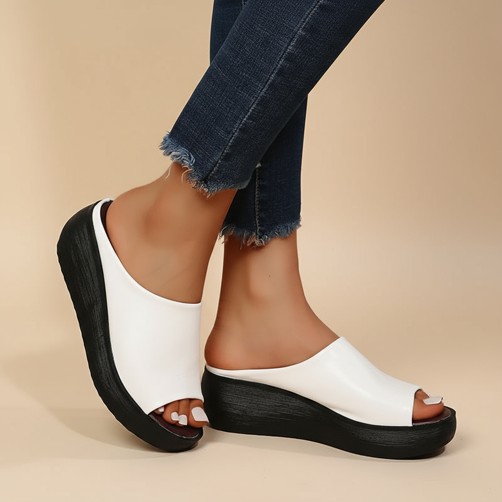 Frieda | Orthopaedic Slip-On Sandals