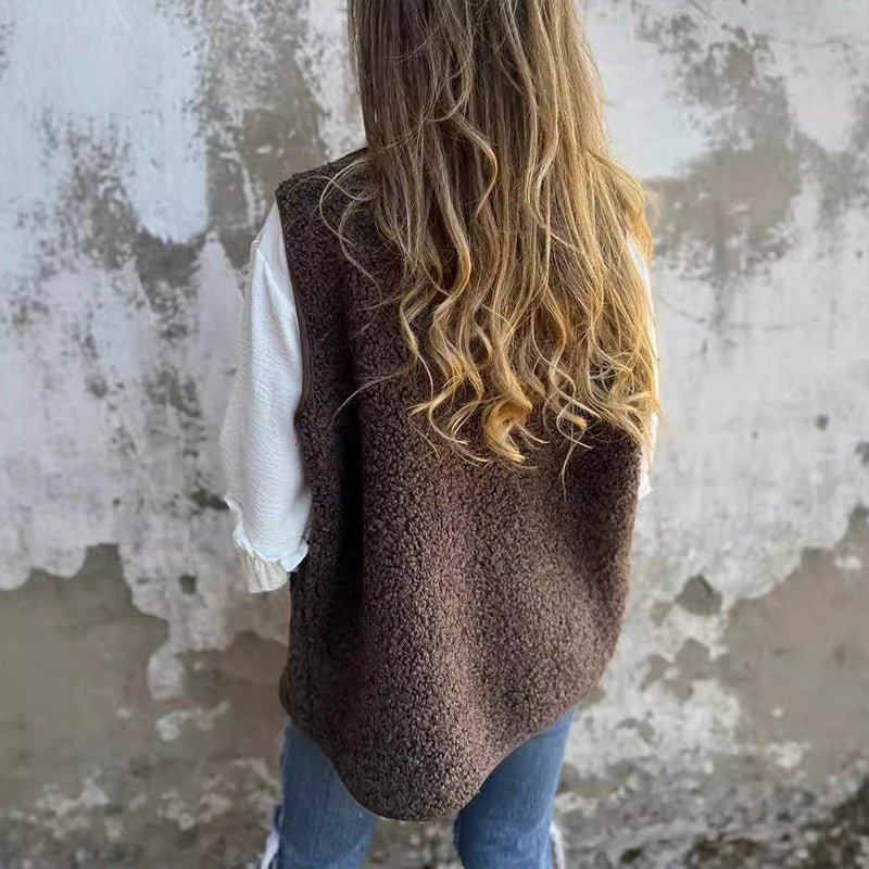 Josephine | Timeless Buttoned Cardigan