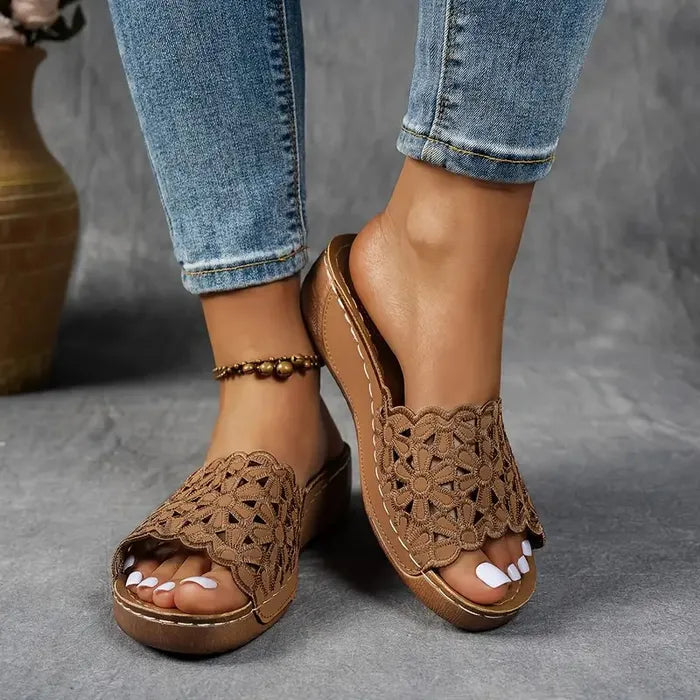 Etina | Floral Cut-Out Ergonomic Sandals