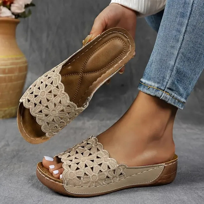Etina | Floral Cut-Out Ergonomic Sandals