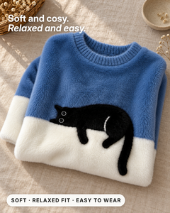 Pyper | Cosy Cat Graphic Sweater fabric close-up