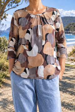 Emmeline | Three-Quarter Sleeve Blouse