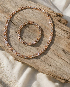 Neve set, rose gold, flat lay
