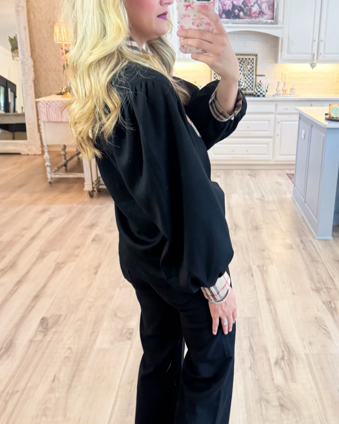 Pyrs | Accent V-Neck Blouse