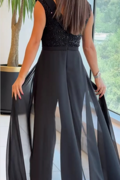 Leah | Sleeveless Tailored Jumpsuit