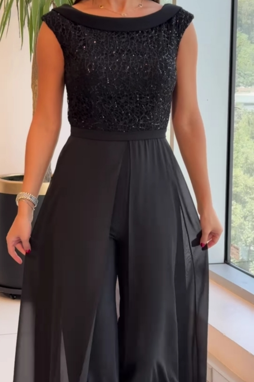Leah | Sleeveless Tailored Jumpsuit