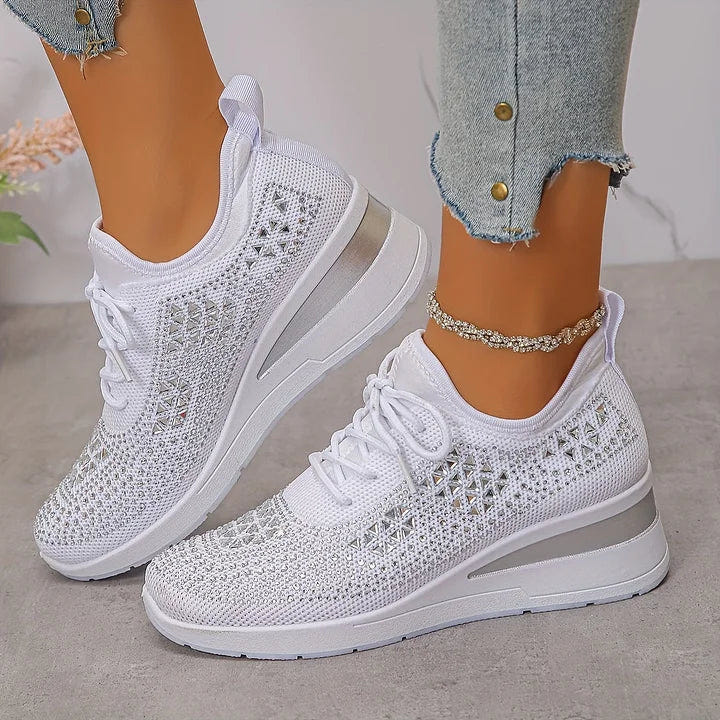 Iolanthe | Orthopedic Lace-Up Sneaker
