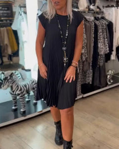 Ondine | Pleated Chic Dress
