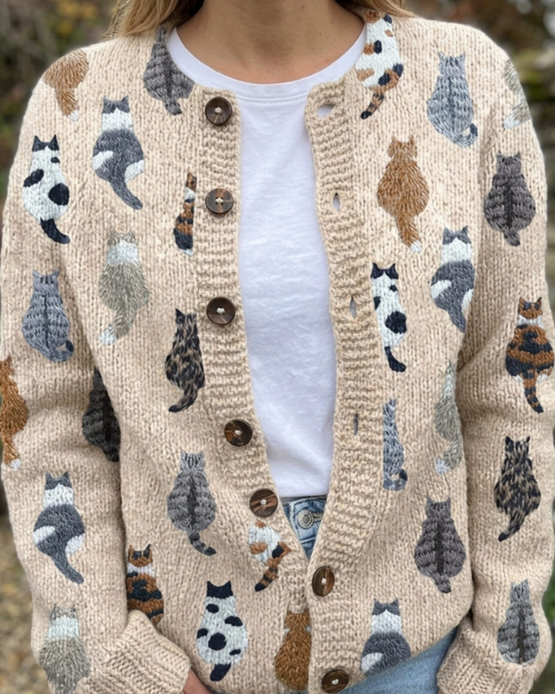 Lulu | Cat Print Button Cardigan – Beige
