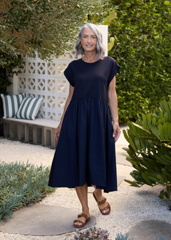 Quintessa | Midnight Grace Midi Dress