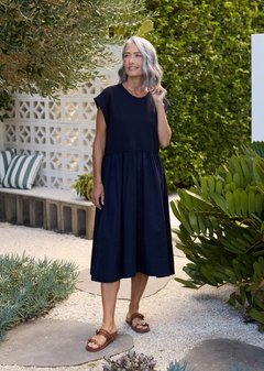 Quintessa | Midnight Grace Midi Dress