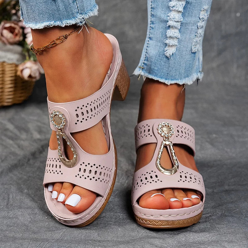 Vix | Orthopaedic Block Heel Sandals