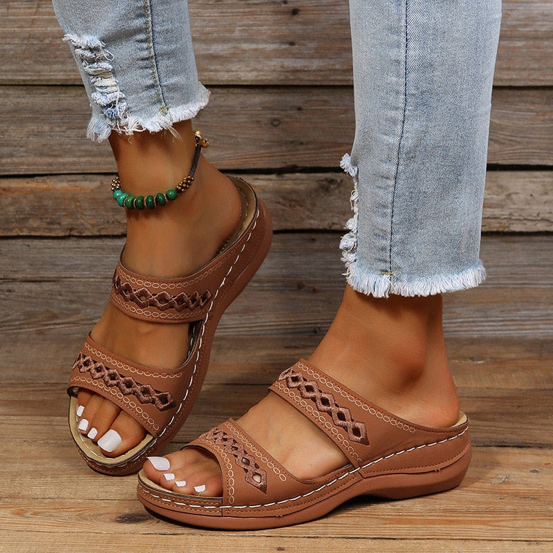 Lorna | Cushioned Orthopaedic Sandals