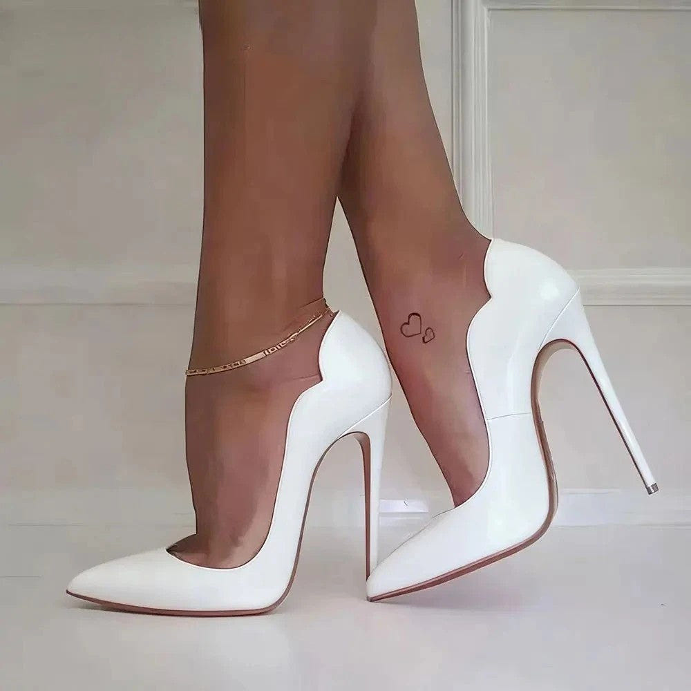 Urania | Scalloped Stilettos
