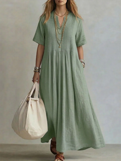 Juliane | Pleated Midi Dress