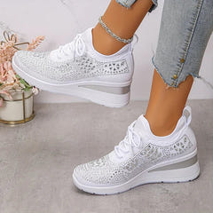 Iolanthe | Orthopedic Lace-Up Sneaker