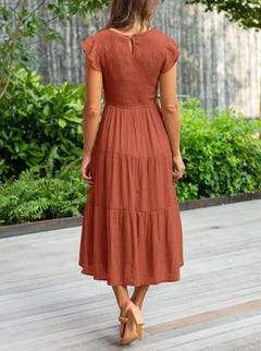 Wattie | Sophisticated Flow Dress