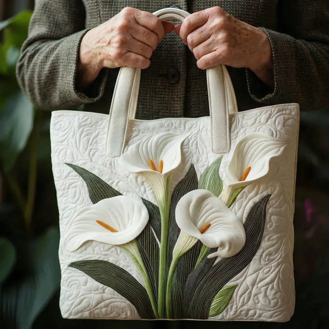 Nerissa | White Sunflower Padded Tote