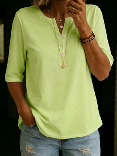 Meegan | Buttoned Henley Top
