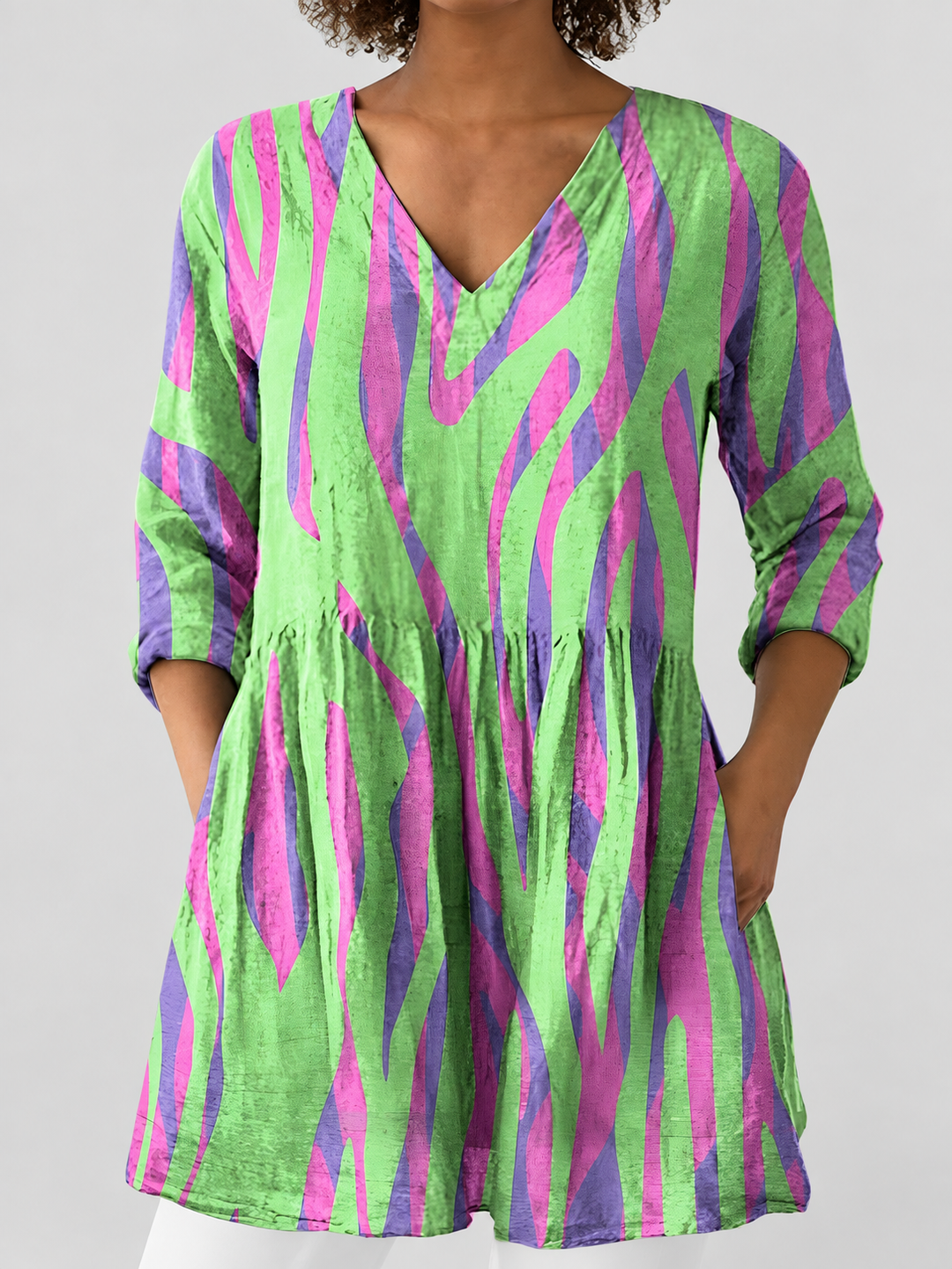 Shawna | Long Blouse with V-Neck