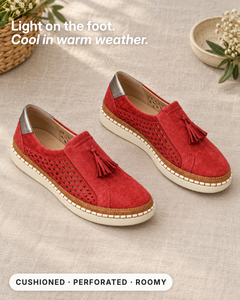 Pira | Comfort Orthopaedic Loafer fabric close-up